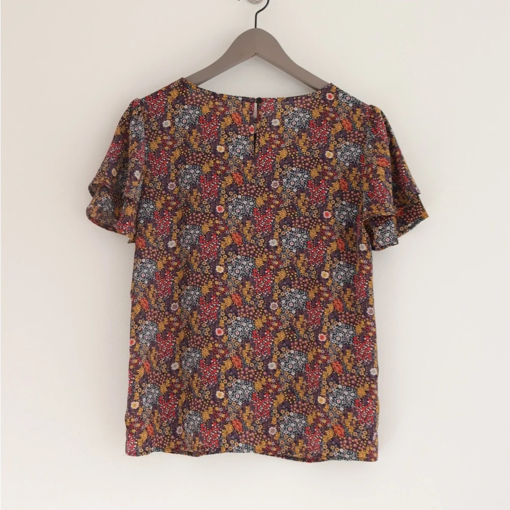 Ditsy floral ruffle sleeve blouse in warm autumn colors - Picture 3 of 8